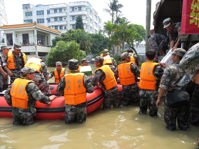 www.fz173.com_抗洪救灾先进个人事迹。