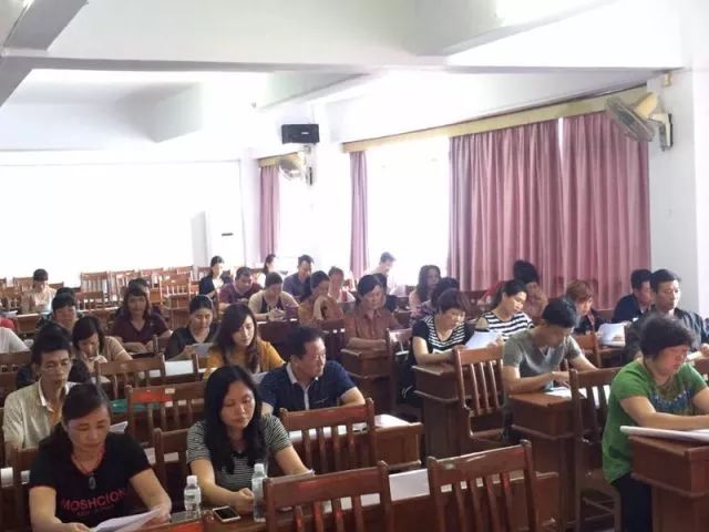 流动人口集中服务月_信宜市召开会议部署2018年度流动人口集中服务管理专项活